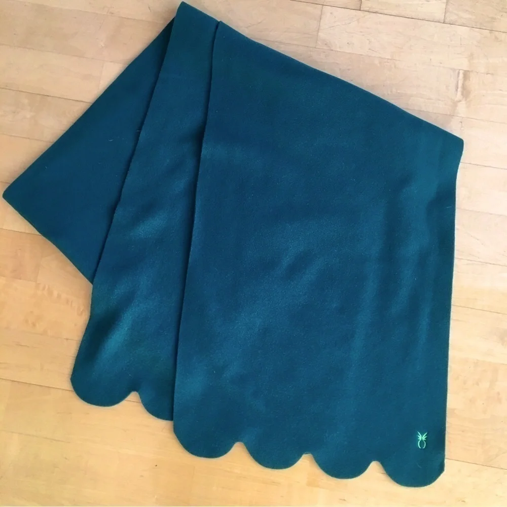 dudley stephens Fleece Scalloped Edge Scarf, Hunter Green